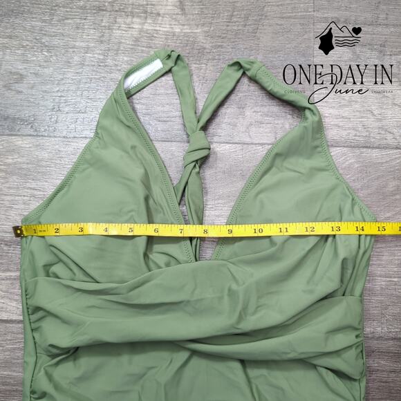 CharmLeaks Twist Front Halter One Piece Swimsuit Size L - Picture 2 of 4